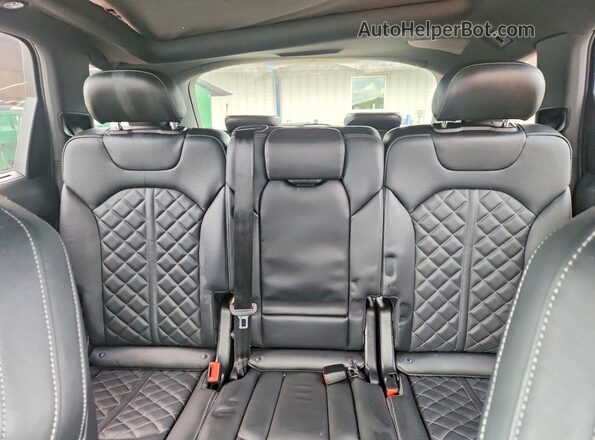 WA1VWBF7XPD019074 2023 AUDI SQ7 Черный Вид задних сидений