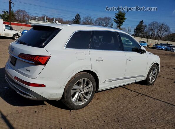 WA1VXAF71MD032699 2021 AUDI Q7 White 