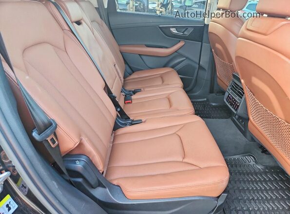 WA1VXBF70PD021171 2023 AUDI Q7 Black Rear seats view