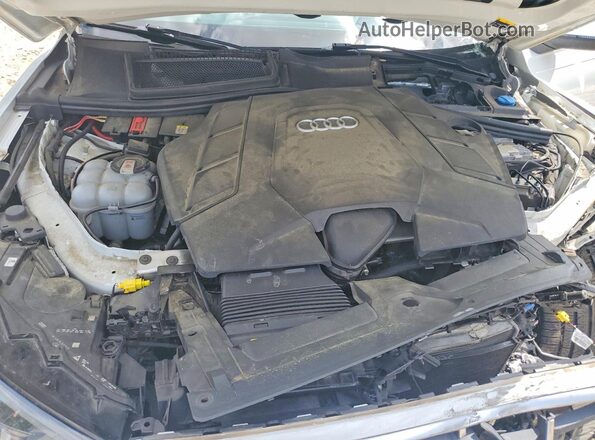 WA1VXBF74ND001809 2022 AUDI Q7 White Vista del compartimento del motor