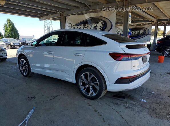 WA1W2BFZ2NP055208 2022 AUDI Q4 White უკანა მარცხენა