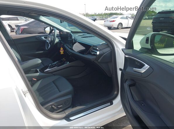 WAU1BCFUXSN078413 2025 AUDI ALL White Vista interior delantera