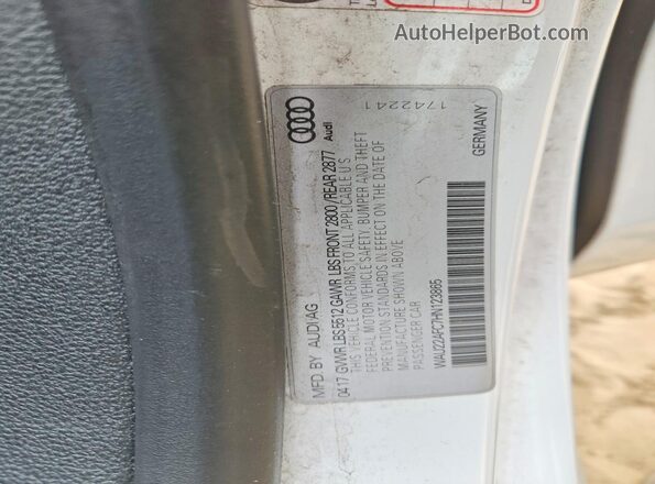 WAU22AFC7HN123865 2017 AUDI A7 White Widok komory silnika