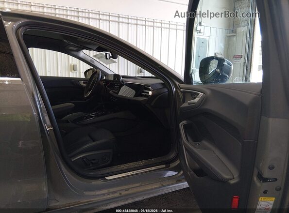 WAU2BCFU0SN030455 2025 AUDI ALL Gray Widok wnętrza z przodu