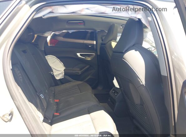 WAU2BCFU5SN109491 2025 AUDI ALL Gray Widok naklejki z numerem VIN