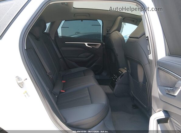WAU55CFN0TN024184 2026 AUDI A6 Белый Вид наклейки с VIN-кодом