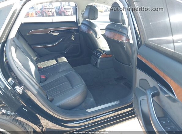 WAU8DAF86KN017141 2019 AUDI OTHER Black Widok naklejki z numerem VIN