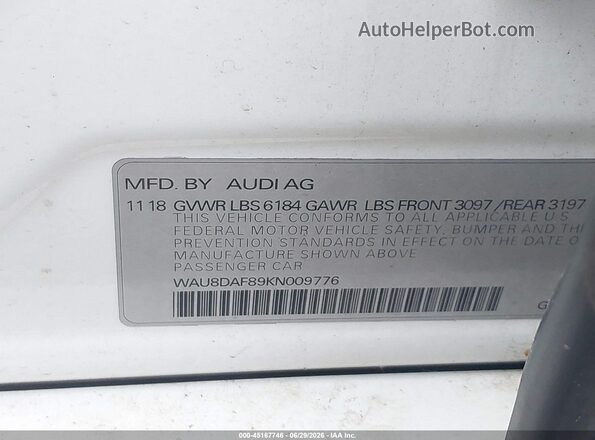 WAU8DAF89KN009776 2019 AUDI A8 Белый Вид подкапотного пространства