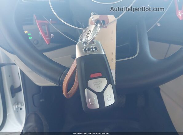 WAUABAF40MA087426 2021 AUDI A4 White Dashboard view