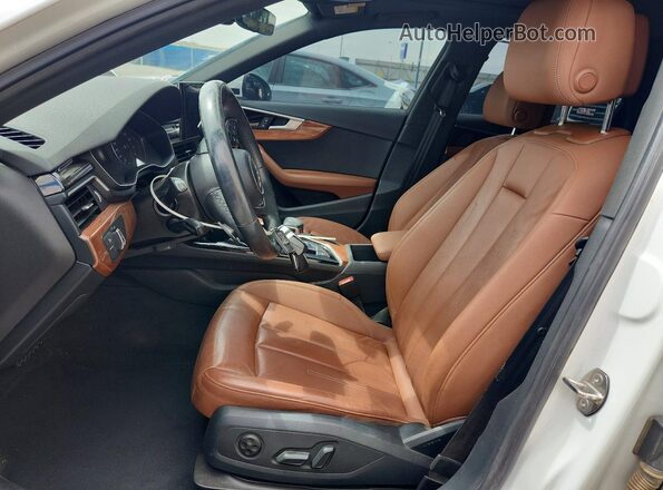 WAUABAF43NN000693 2022 AUDI A4 White Front interior view