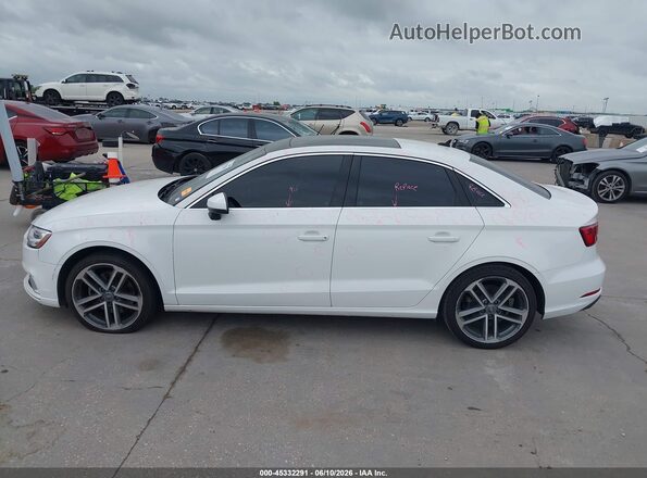 WAUAUGFF2K1010584 2019 AUDI A3 White Սալոնի 360 աստիճան տեսք