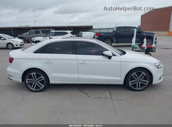 WAUAUGFF2K1010584 2019 AUDI A3 White Սալոնի հետևի տեսք