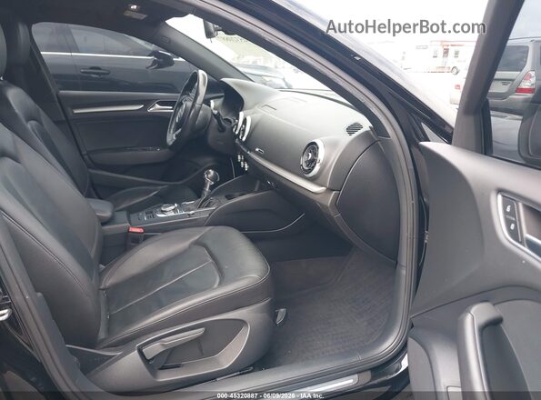 WAUAUGFF7K1028692 2019 AUDI A3 Black Вид салону спереду