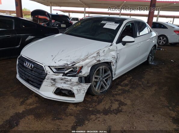 WAUAUGFF8H1046708 2017 AUDI A3 White Vista tres cuartos delantera izquierda