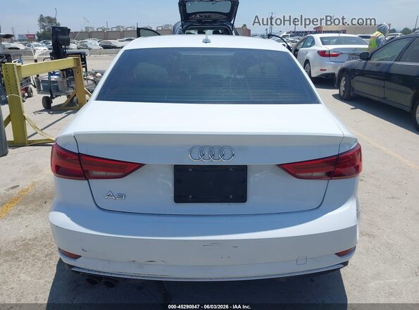 WAUAUGFF8H1064268 2017 AUDI A3 White 