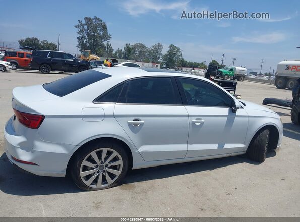 WAUAUGFF8H1064268 2017 AUDI A3 White Вид щитка приладів