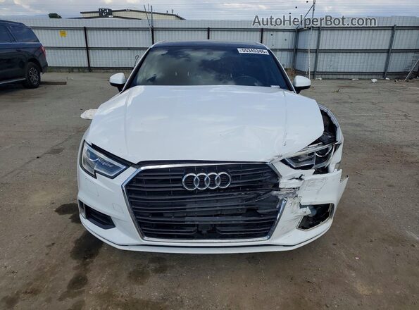 WAUAUGFF8J1038789 2018 AUDI A3 Белый Вид спереди