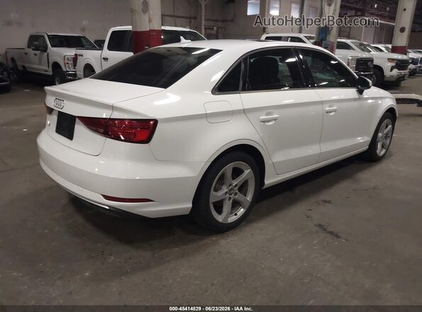 WAUAUGFF9K1010825 2019 AUDI A3 White Հետևի աջ