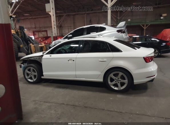 WAUAUGFF9K1010825 2019 AUDI A3 White 