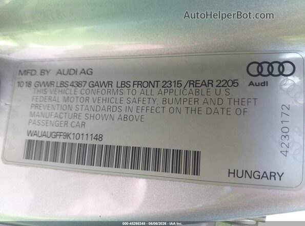 WAUAUGFF9K1011148 2019 AUDI A3 Silver Vista del compartimento del motor