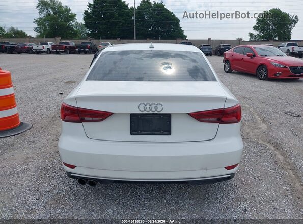 WAUAUGFFXH1032597 2017 AUDI A3 White 