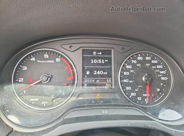 WAUAUGFFXH1055197 2017 AUDI A3 Black Սարքավորումների վահանակի տեսք