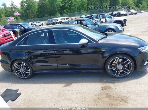 WAUB1GFF8H1025421 2017 AUDI S3 Black Սալոնի հետևի տեսք