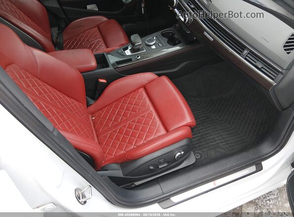 WAUB4AF40JA002868 2018 AUDI S4 White Front interior view