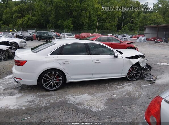 WAUB4AF40JA002868 2018 AUDI S4 White 360 interior view
