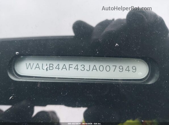 WAUB4AF43JA007949 2018 AUDI S4 Blue Widok komory silnika