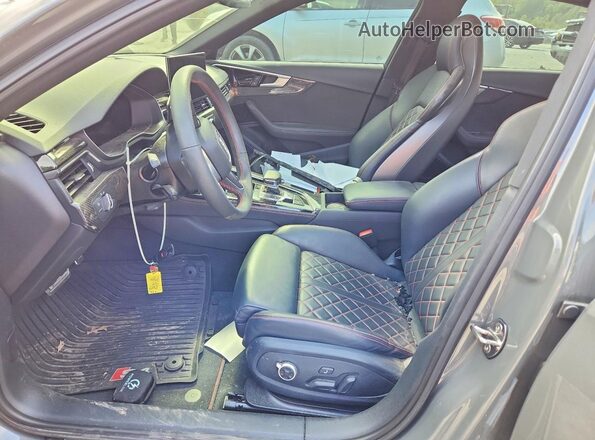 WAUB4AF43RA043992 2024 AUDI S4 Серый Вид салона спереди