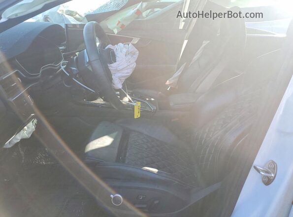 WAUB4AF4XNA044776 2022 AUDI S4 White Widok wnętrza z przodu