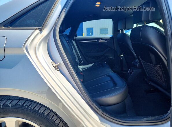 WAUB8GFF3G1105137 2016 AUDI A3 Silver უკანა სავარძლების ხედი