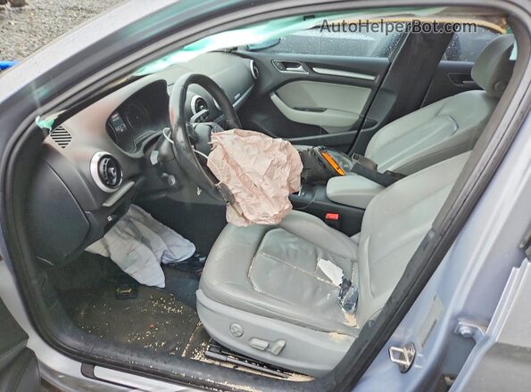 WAUB8GFF3H1042073 2017 AUDI A3 Silver Widok wnętrza z przodu