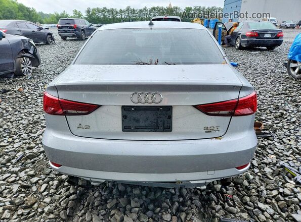 WAUB8GFF3H1042073 2017 AUDI A3 Silver Widok z tyłu