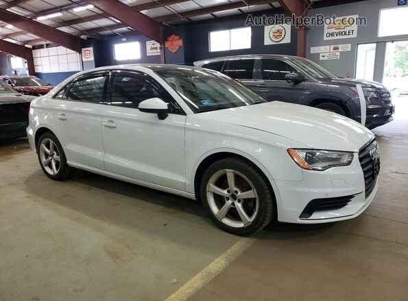 WAUB8GFF6G1006778 2016 AUDI A3 Белый Передняя правая четверть
