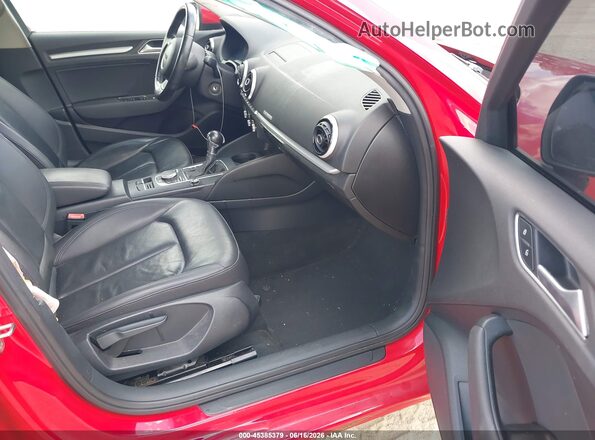 WAUB8GFF8G1065461 2016 AUDI A3 Red Սալոնի դիմացի տեսք