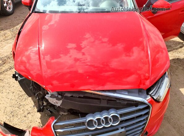 WAUB8GFF8G1085371 2016 AUDI A3 Red Widok wnętrza z tyłu