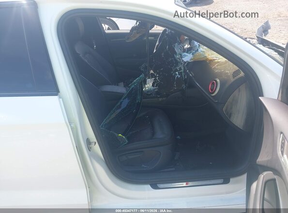 WAUB8GFFXG1059371 2016 AUDI A3 White წინა სალონის ხედი