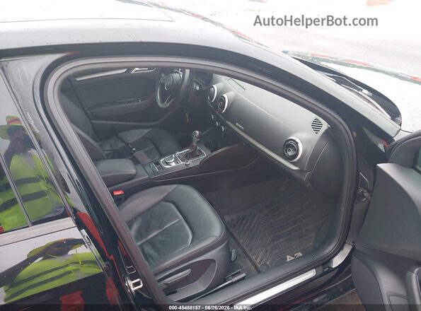 WAUB8GFFXH1007806 2017 AUDI A3 Black წინა სალონის ხედი