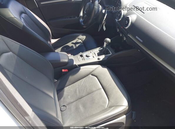 WAUBEGFF7K1016611 2019 AUDI A3 White Սալոնի դիմացի տեսք