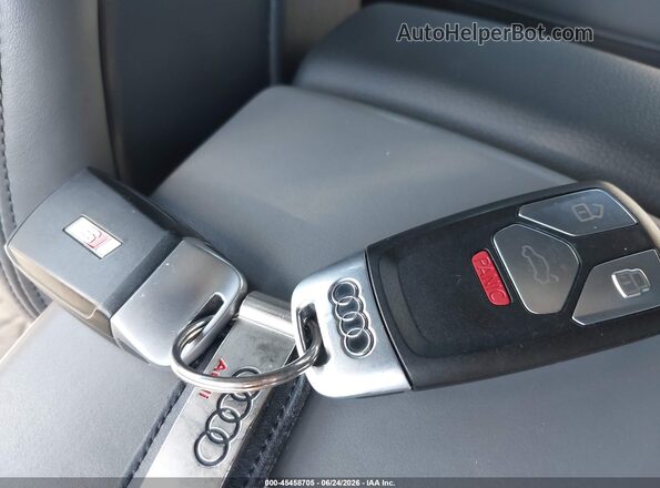 WAUC4CF51JA009479 2018 AUDI S5 Blue Vista del salpicadero