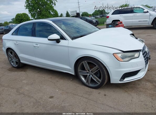 WAUC7GFF0G1020733 2016 AUDI A3 White Rear interior view