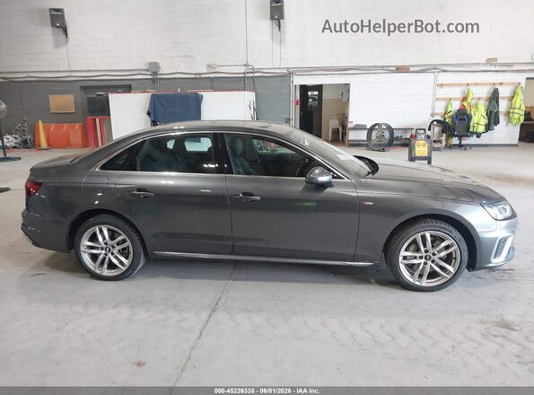 WAUDAAF46MN004560 2021 AUDI A4 Gray Widok wnętrza z tyłu