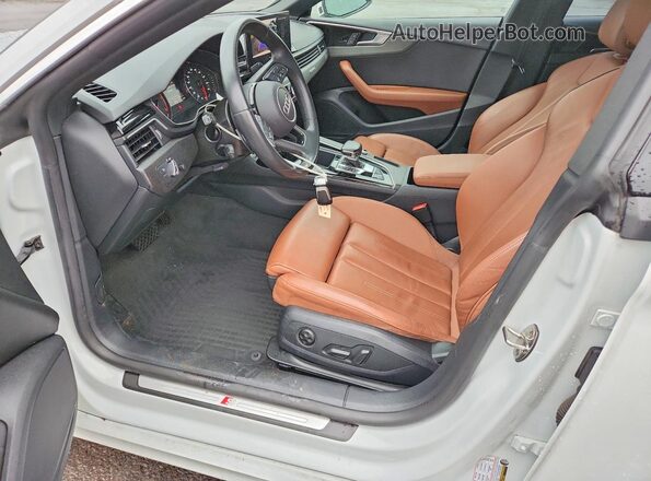 WAUDACF53MA038063 2021 AUDI A5 White წინა სალონის ხედი