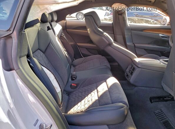 WAUDJBFW0P7004182 2023 AUDI E-TRON Gray Вид задніх сидінь