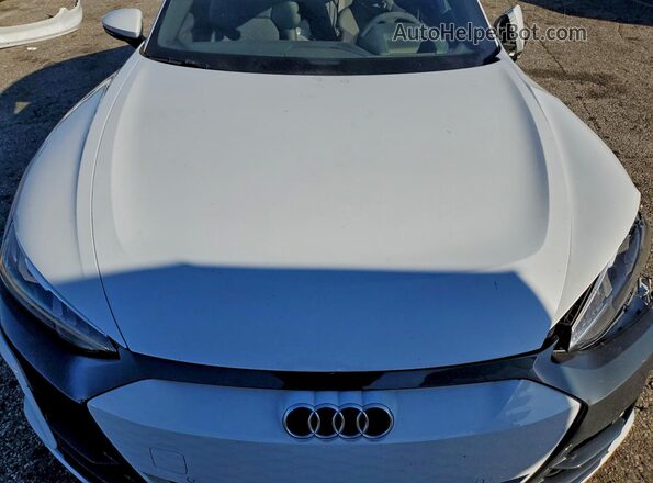 WAUDJBFW0P7004182 2023 AUDI E-TRON Gray Вид задньої частини салону