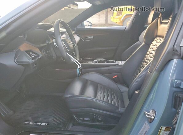 WAUDJBFW9P7006481 2023 AUDI E-TRON Gray Widok wnętrza z przodu