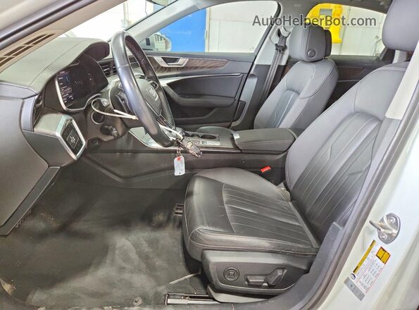WAUE8AF2XLN059722 2020 AUDI A6 White Widok wnętrza z przodu
