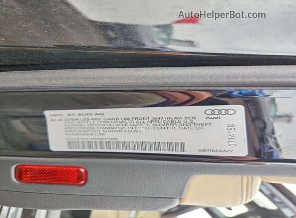 WAUEAAF44RN010305 2024 AUDI A4 Black Vista del compartimento del motor